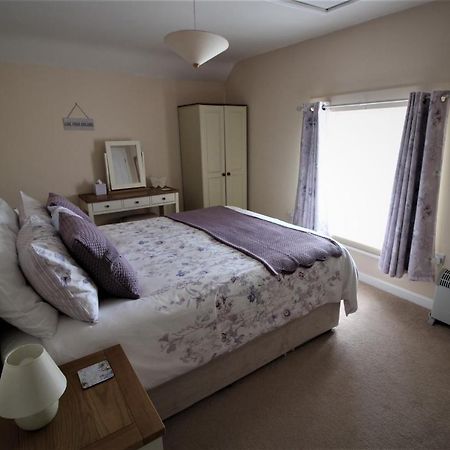 Waterside Escapes Apartment Dogdyke Bagian luar foto